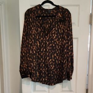 Torrid Sz 3 Blur Leopard Top EUC